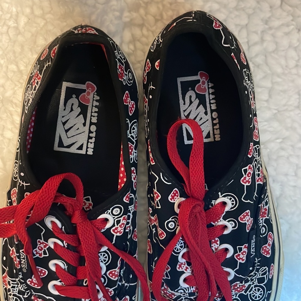 Hello kitty Vans - Picture 3 of 3